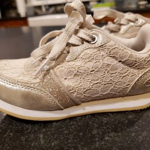 Hanna Andersson lace and sparkling sneakers